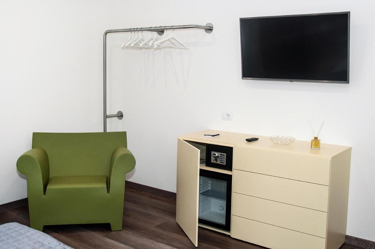 Homy Bnb Empoli Esterno foto